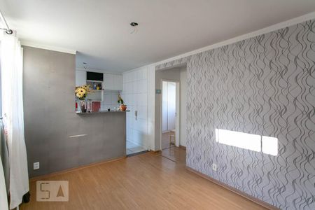 Sala de apartamento para alugar com 2 quartos, 65m² em São João Batista (venda Nova), Belo Horizonte