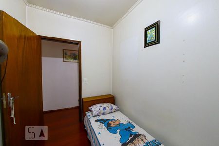 Quarto 2 de casa à venda com 5 quartos, 200m² em Jardim Palmira, Guarulhos