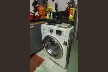 Máquina de Lavar Roupas de apartamento à venda com 2 quartos, 70m² em Centro, Belo Horizonte