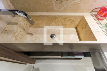 Apartamento à venda com 200m², 3 quartos e 2 vagas Apartamento à venda com 200m², 3 quartos e 2 vagasLavabo