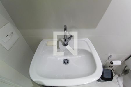 Apartamento à venda com 200m², 3 quartos e 2 vagas Apartamento à venda com 200m², 3 quartos e 2 vagasBanheiro de serviço