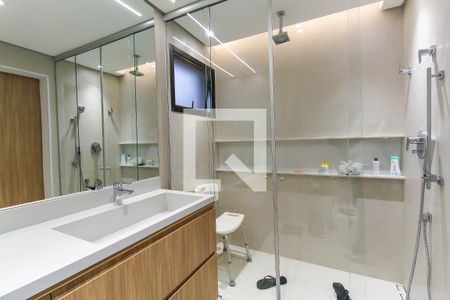 Apartamento à venda com 200m², 3 quartos e 2 vagas Apartamento à venda com 200m², 3 quartos e 2 vagasBanheiro da Suíte 3