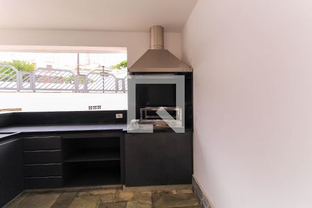 Apartamento à venda com 200m², 3 quartos e 2 vagas Apartamento à venda com 200m², 3 quartos e 2 vagasÁrea comum - Churrasqueira