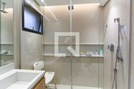 Apartamento à venda com 200m², 3 quartos e 2 vagas Apartamento à venda com 200m², 3 quartos e 2 vagasBanheiro da Suíte 3