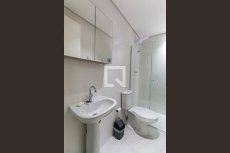 Apartamento à venda com 200m², 3 quartos e 2 vagas Apartamento à venda com 200m², 3 quartos e 2 vagasBanheiro de serviço