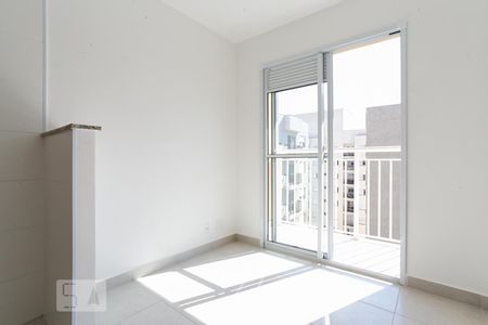 Sala/Cozinha/Área de Serviço de apartamento para alugar com 1 quarto, 31m² em Vila Palmeiras, São Paulo