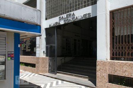 Apartamento para alugar com 35m², 1 quarto e sem vaga Apartamento para alugar com 35m², 1 quarto e sem vagaFachada