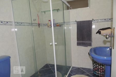 Banheiro da Suíte de casa para alugar com 2 quartos, 140m² em Curicica, Rio de Janeiro