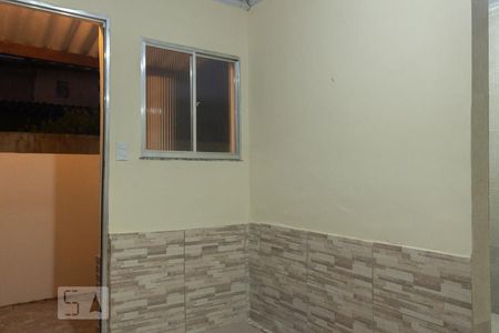 Sala de casa de condomínio para alugar com 1 quarto, 40m² em Campo Grande, Rio de Janeiro