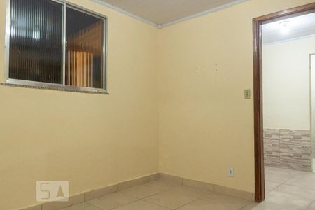 Quarto de casa de condomínio para alugar com 1 quarto, 40m² em Campo Grande, Rio de Janeiro