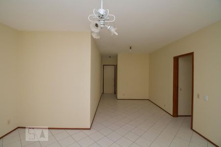 Sala de apartamento para alugar com 3 quartos, 145m² em Jardim Atlântico, Florianópolis