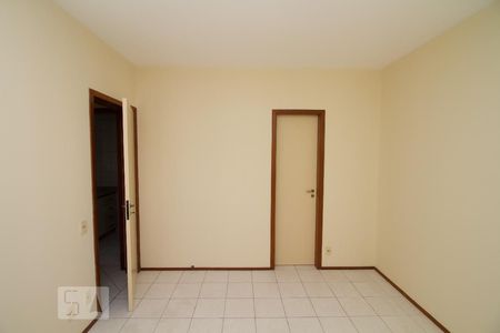 Suite de apartamento para alugar com 3 quartos, 145m² em Jardim Atlântico, Florianópolis