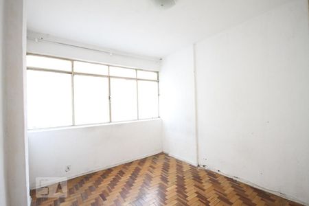 Quarto de kitnet/studio para alugar com 1 quarto, 60m² em Liberdade, São Paulo