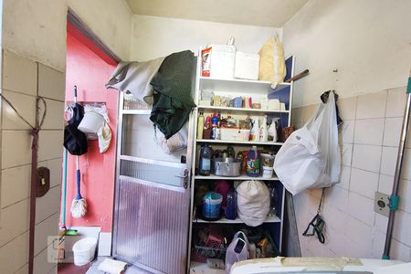 Casa à venda com 220m², 3 quartos e 2 vagas Casa à venda com 220m², 3 quartos e 2 vagasÁrea de Serviço