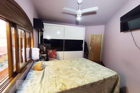 Casa à venda com 220m², 3 quartos e 2 vagas Casa à venda com 220m², 3 quartos e 2 vagasQuarto 2