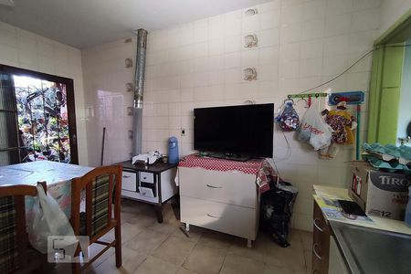 Casa à venda com 220m², 3 quartos e 2 vagas Casa à venda com 220m², 3 quartos e 2 vagasCozinha
