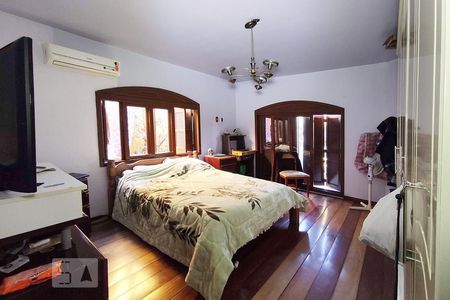Quarto 1 de casa à venda com 3 quartos, 220m² em São José, Canoas