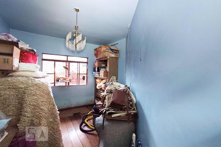 Casa à venda com 220m², 3 quartos e 2 vagas Casa à venda com 220m², 3 quartos e 2 vagasQuarto 3