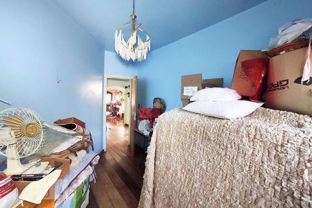 Casa à venda com 220m², 3 quartos e 2 vagas Casa à venda com 220m², 3 quartos e 2 vagasQuarto 3