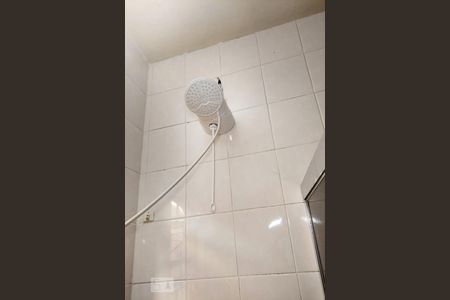 Casa à venda com 220m², 3 quartos e 2 vagas Casa à venda com 220m², 3 quartos e 2 vagasBanheiro