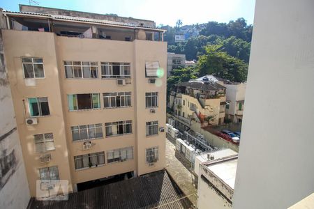 Vista da Sala de apartamento à venda com 2 quartos, 80m² em Botafogo, Rio de Janeiro