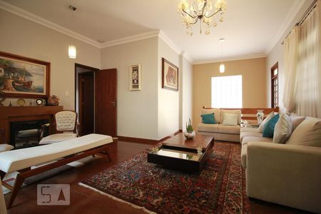 Sala de casa à venda com 4 quartos, 300m² em Jardim da Saúde, São Paulo