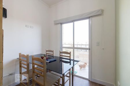 Sala de apartamento à venda com 2 quartos, 56m² em Jardim Santa Cecília, Guarulhos