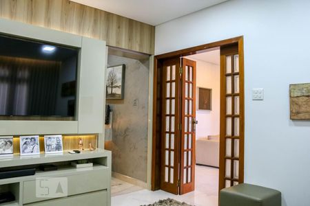 Sala de TV de casa à venda com 4 quartos, 540m² em Pedro Ii, Belo Horizonte