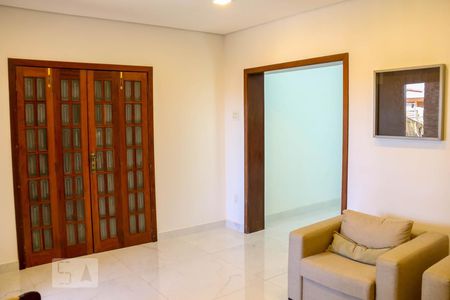 Sala de casa à venda com 4 quartos, 540m² em Pedro Ii, Belo Horizonte