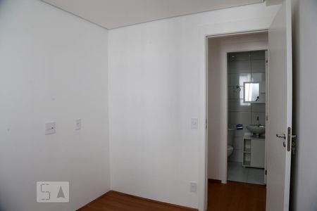 Quarto 1 de apartamento para alugar com 2 quartos, 40m² em Parque Reboucas, São Paulo