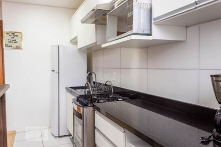 Cozinha de apartamento à venda com 2 quartos, 50m² em Olaria, Canoas