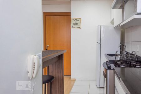 Cozinha de apartamento à venda com 2 quartos, 50m² em Olaria, Canoas