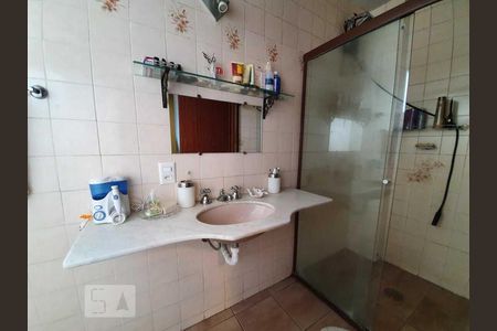 Banheiro de apartamento à venda com 4 quartos, 130m² em Santo Antônio, Belo Horizonte