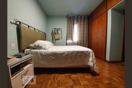 Quarto de apartamento à venda com 4 quartos, 130m² em Santo Antônio, Belo Horizonte