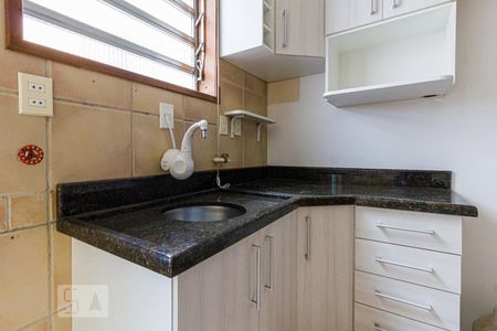 Cozinha de apartamento à venda com 1 quarto, 47m² em São João, Porto Alegre