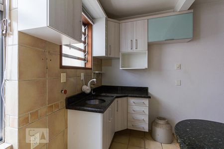 Cozinha de apartamento à venda com 1 quarto, 47m² em São João, Porto Alegre