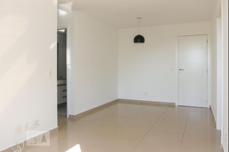 Sala de apartamento à venda com 2 quartos, 73m² em Recreio dos Bandeirantes, Rio de Janeiro