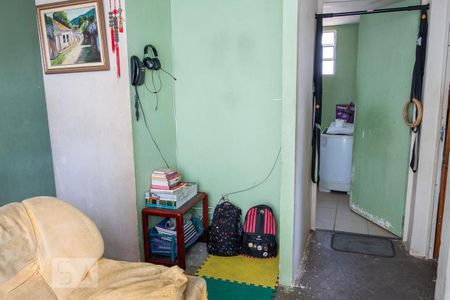 Sala de apartamento para alugar com 2 quartos, 44m² em Conjunto Residencial José Bonifácio, São Paulo