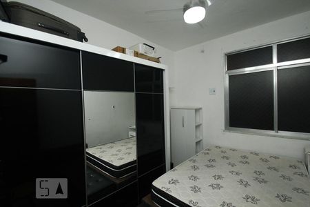 Quarto 1 de apartamento à venda com 2 quartos, 64m² em Laranjeiras, Rio de Janeiro