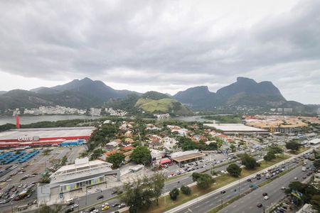 Vista de apartamento para alugar com 1 quarto, 36m² em Barra da Tijuca, Rio de Janeiro