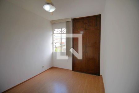 Quarto 1 de apartamento para alugar com 3 quartos, 80m² em Paraíso, Belo Horizonte