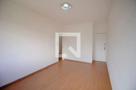 Sala de apartamento para alugar com 3 quartos, 80m² em Paraíso, Belo Horizonte