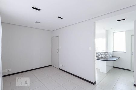 Apartamento à venda com 76m², 3 quartos e 1 vagaSala