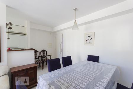 Sala de apartamento para alugar com 3 quartos, 80m² em Jacarepaguá, Rio de Janeiro