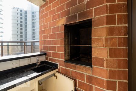 Varanda de apartamento para alugar com 3 quartos, 211m² em Indianópolis, São Paulo