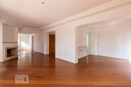 Sala de apartamento para alugar com 3 quartos, 211m² em Indianópolis, São Paulo