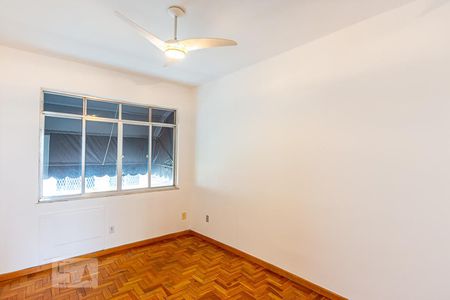 Suite  de apartamento para alugar com 2 quartos, 80m² em Santa Rosa, Niterói