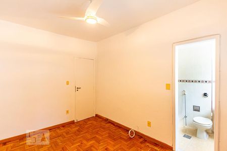 Suite  de apartamento para alugar com 2 quartos, 80m² em Santa Rosa, Niterói