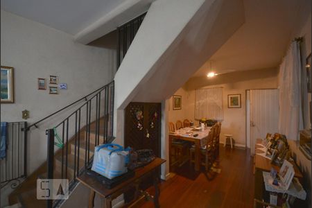 Sala de casa à venda com 3 quartos, 180m² em Vila Mariana, São Paulo