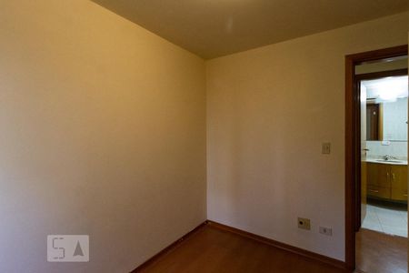 Quarto de apartamento para alugar com 2 quartos, 77m² em Pinheiros, São Paulo